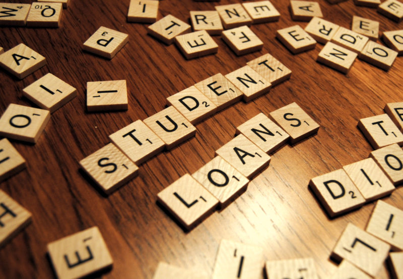 student-loan-crisis-business-english